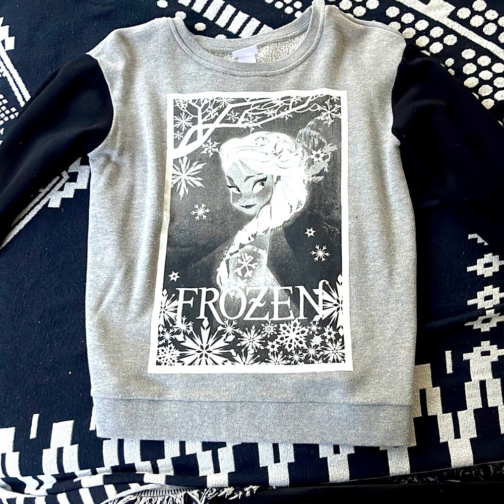 Disney brand Elsa sweater